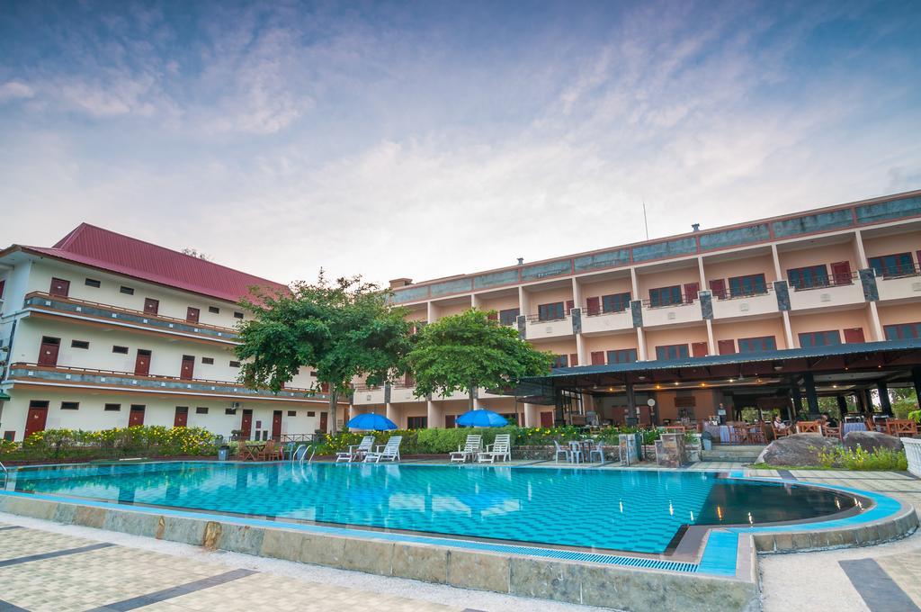 Bintan Agro Beach Resort & Spa Teluk Bakau Ngoại thất bức ảnh